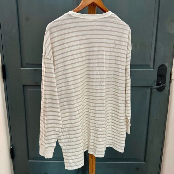 NWT (XL) Abercrombie and Fitch soft crew neck long sleeve tee shirt striped - Picture 2 of 5